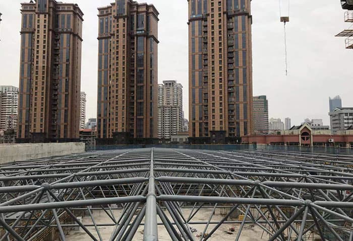 沙河螺栓球网架结构